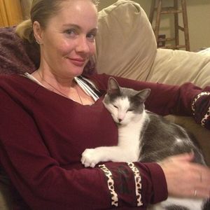 Meet your Posher, April